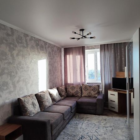 Комфортная Однокомнатная Квартира Appartement Astana Buitenkant foto